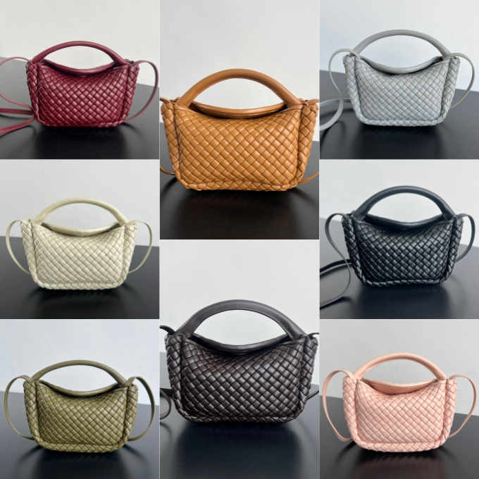 bottega veneta mini cobble intrecciato lambskin handbag #805739